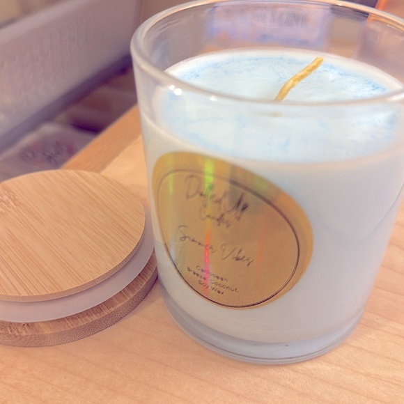 9oz Summer Vibes- Caribbean Breeze Scented Soy Wax Candle - Picture 4 of 4